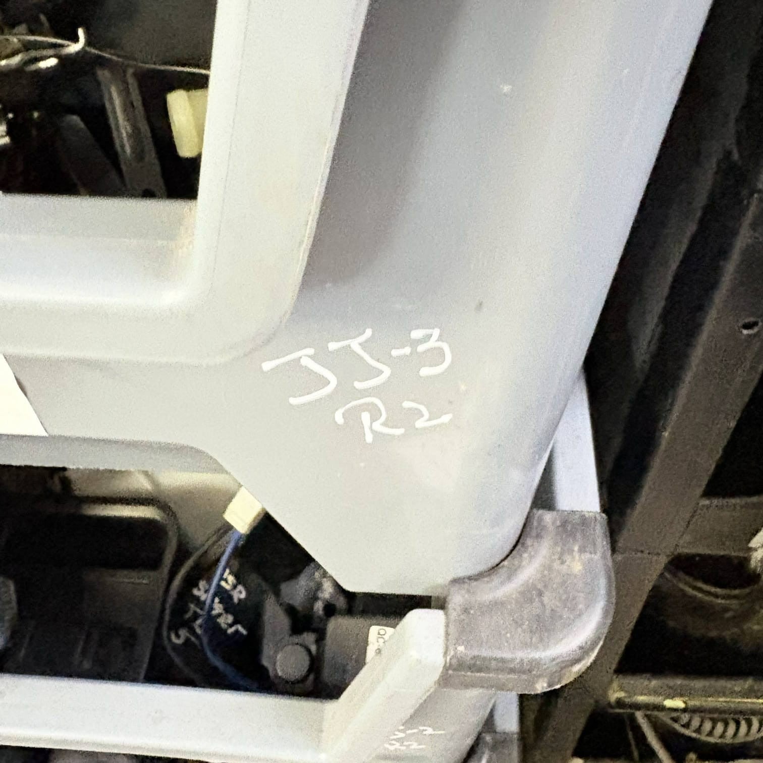 NISSAN JUKE 1.2T FUEL FLAP AND BONNET RELEASE HANDLE 153896821292