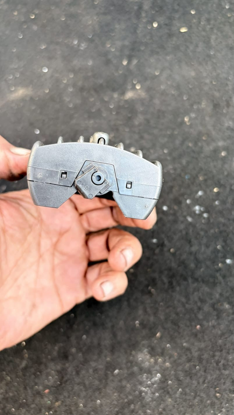 OPEL CORSA INTERIOR AIR VENT DRIVERS SIDE 2000-2006