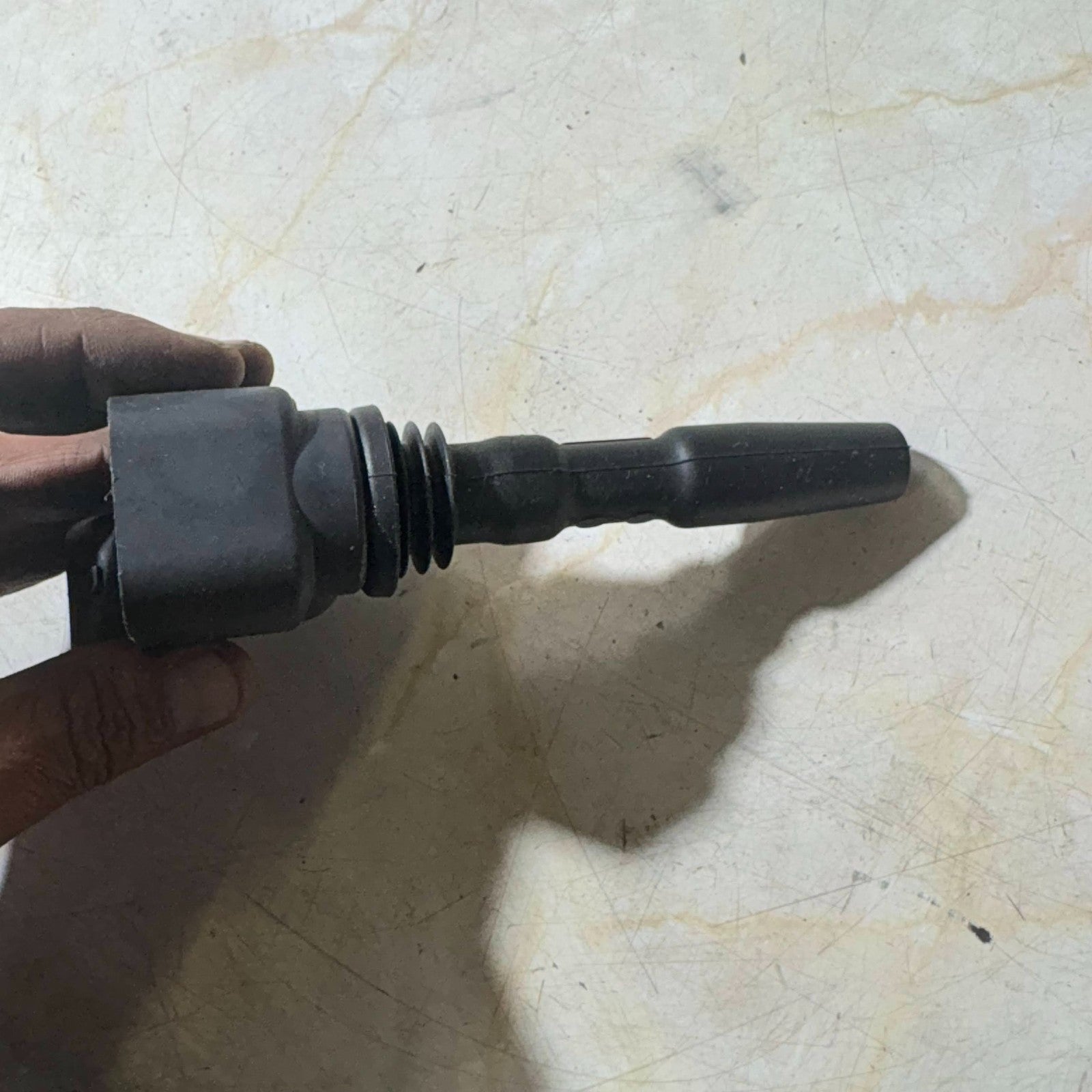 VW AUDI SEAT SKODA 1.0 1.2 1.4 TSI PENCIL IGNITION COIL PACK 2012022 04E905110M