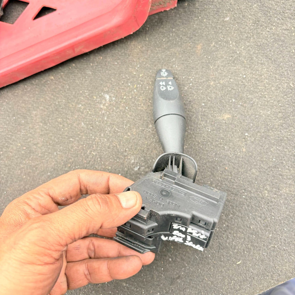 FORD TRANSIT CONNECT 2003 WIPER CONTROL SWITCH STALK PA66-GF30