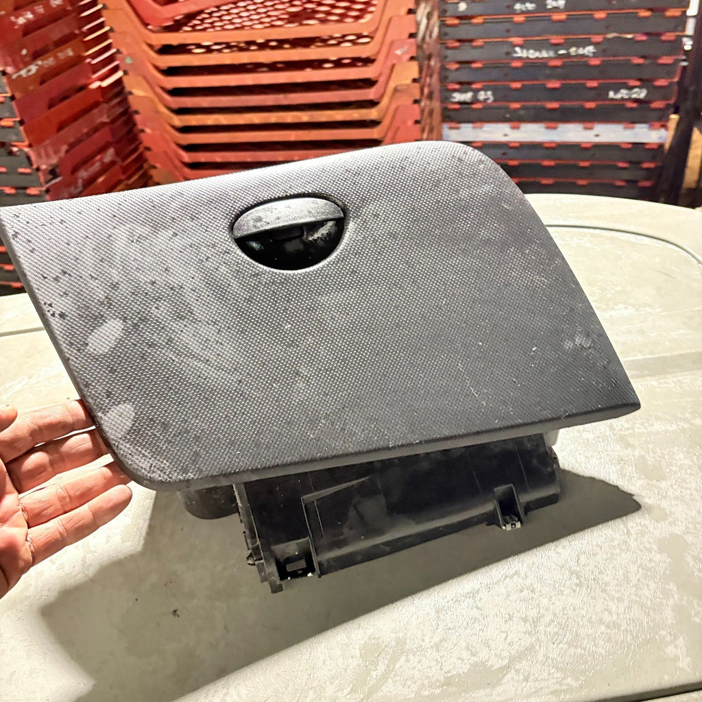 SEAT Leon Mk2 1P Glovebox Dashboard Storage Compartment 2006-2013 1P2857095B