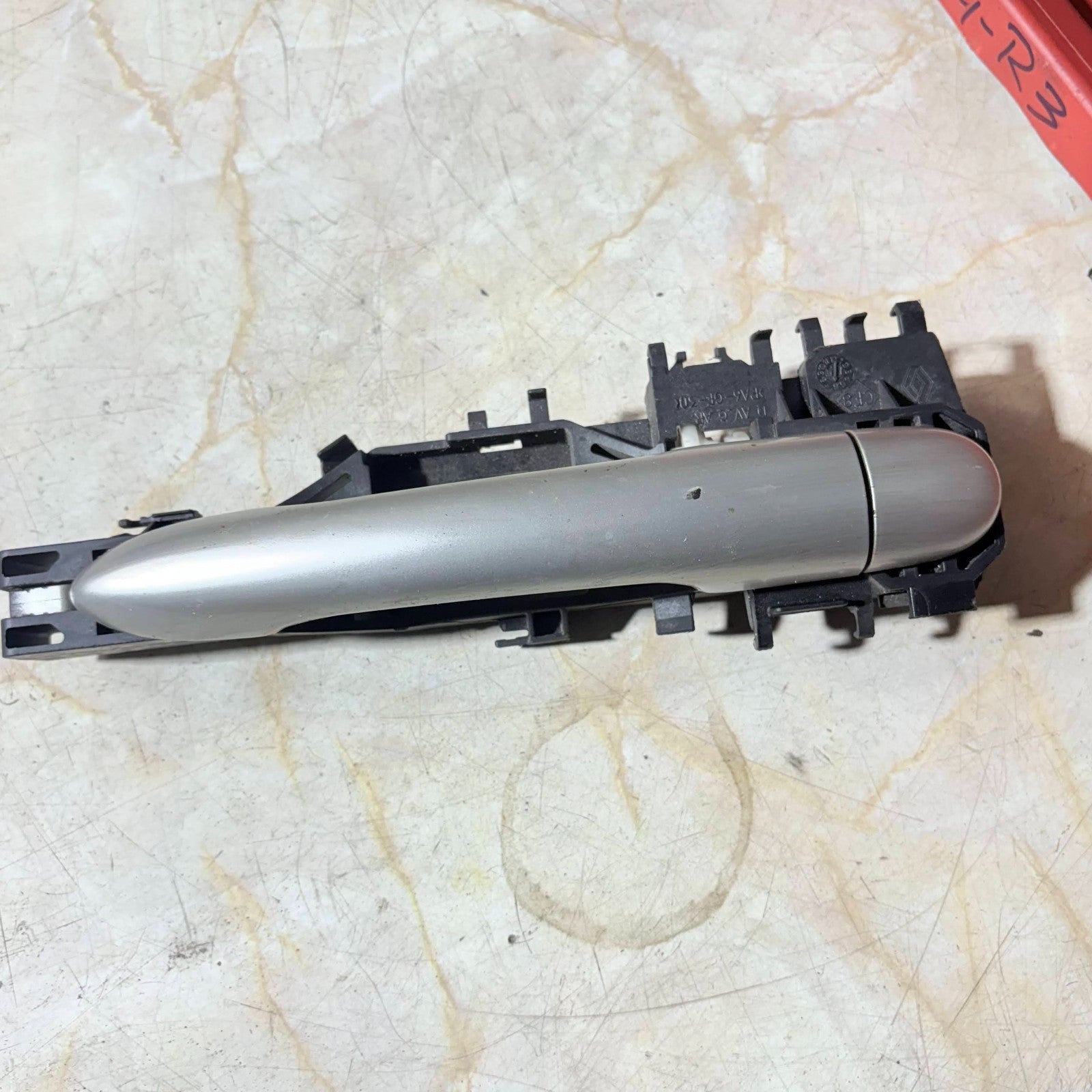 2005 RENAULT SCENIC MK3 EXTERIOR DOOR HANDLE FRONT RIGHT DRIVER SIDE