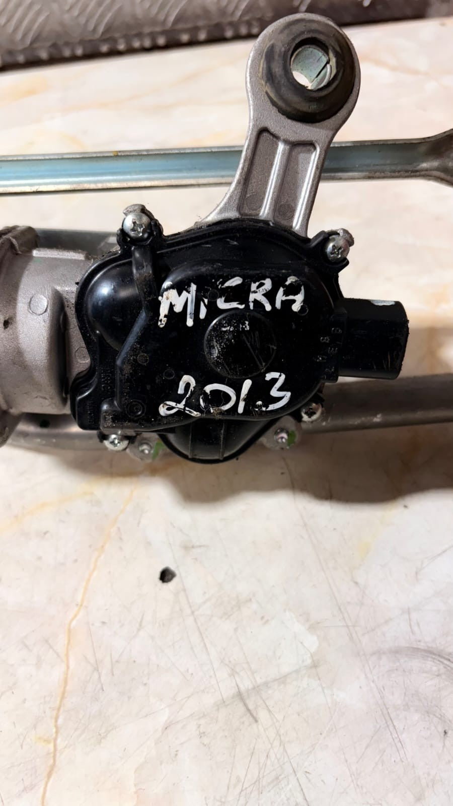 K6230 BMW WIPER MOTOR WITH LINKAGE 6978263-01 2013