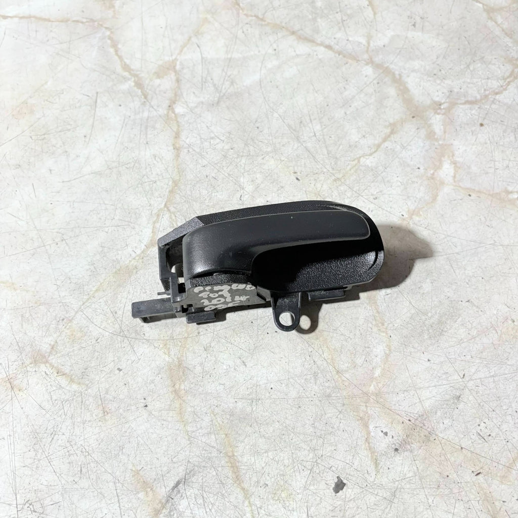Interior Door Handle Right Driver Front For PEUGEOT 107 2014