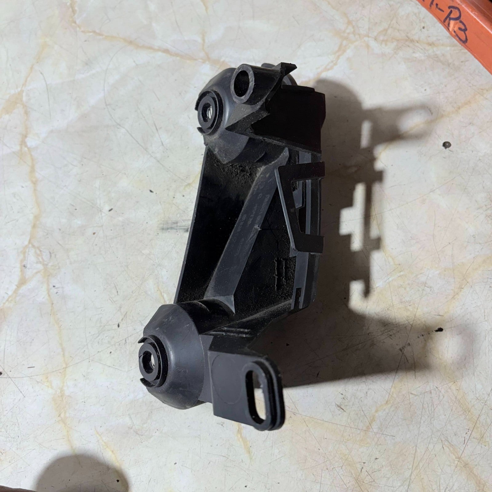 CITROEN C3 2013 Passenger Side Rear Bumper Bracket 9683977280