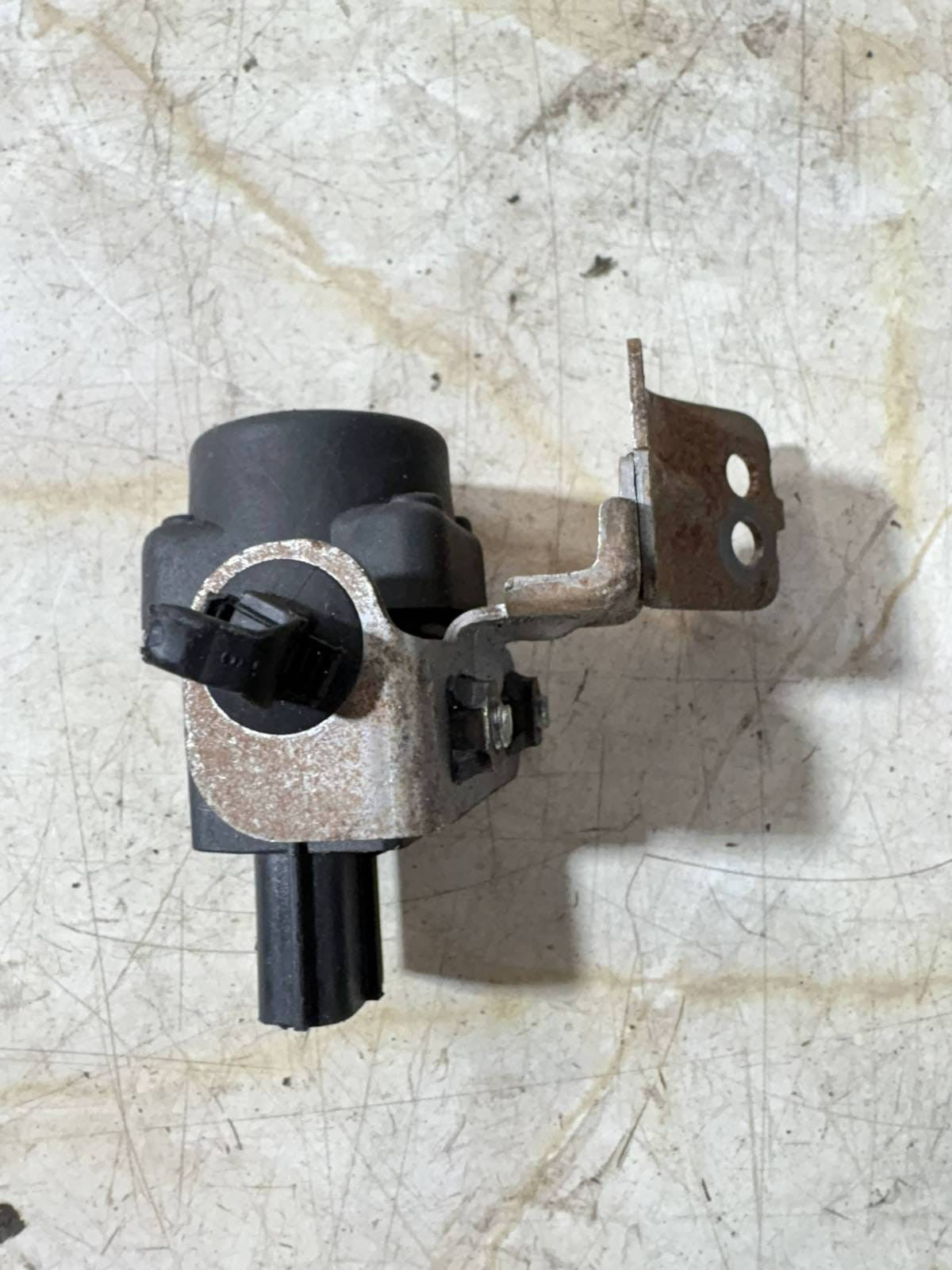 RANGE ROVER SWITCH WQT1000J0 35910S04G010