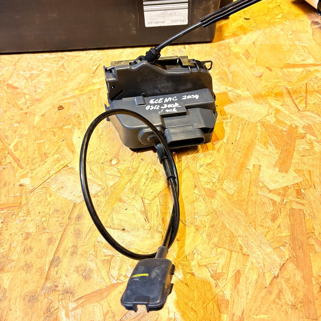 Renault Scenic MK2 2003-2006 OSR Right Rear Door Lock Latch Actuator 5 Door