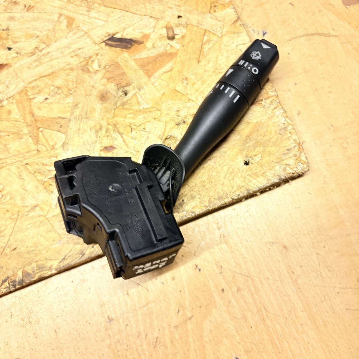 2001-2009 JAGUAR X-TYPE WINDSCREEN WIPER STALK SWITCH LEVER ARM