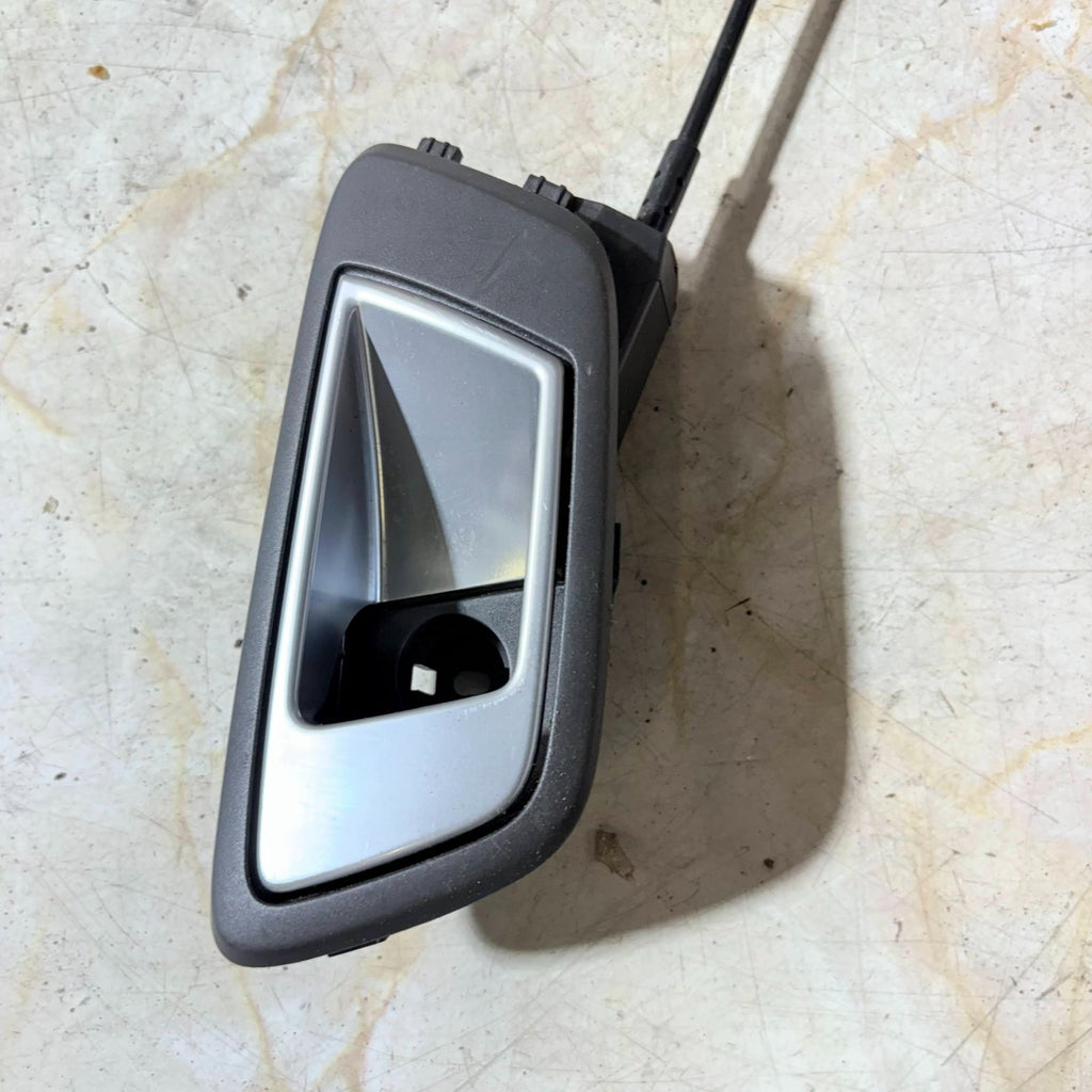 FORD ECOSPORT INTERIOR DOOR HANDLE REAR RIGHT DRIVER SIDE 2018 8A61-A22600-CEW