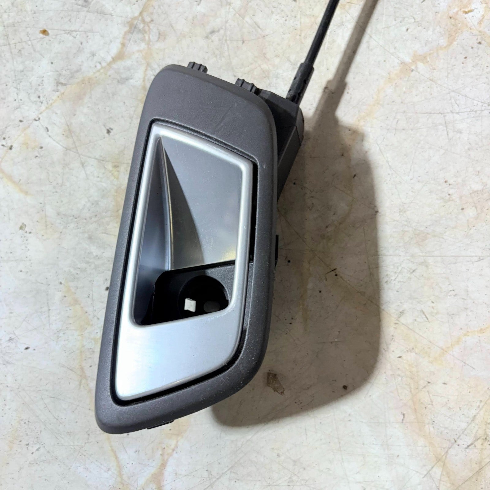 FORD ECOSPORT INTERIOR DOOR HANDLE REAR RIGHT DRIVER SIDE 2018 8A61-A22600-CEW