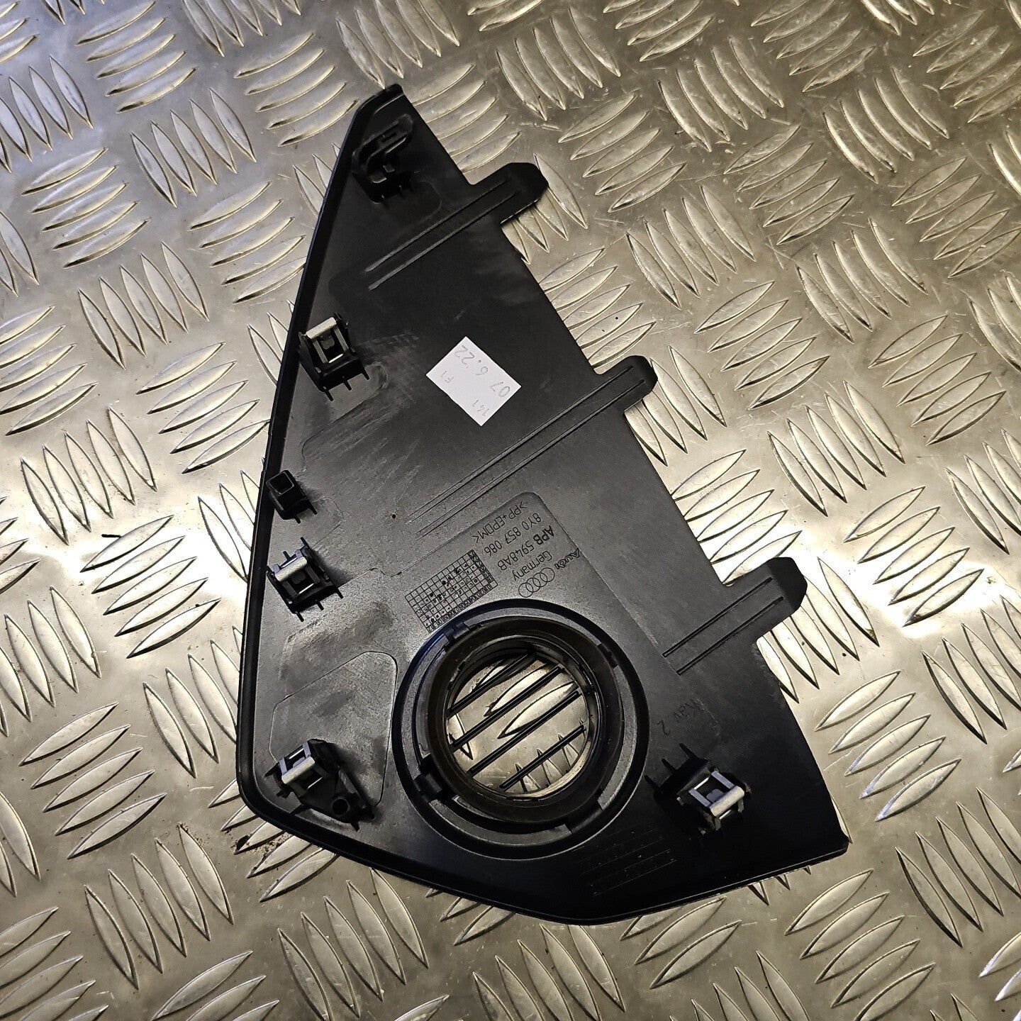 Audi A3 8Y Mk4 2020-2024 Dashboard End Panel Trim Front Right Side 8Y0857086