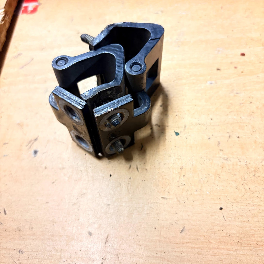 Citroen Saxo Rear Left Passenger Door Hinges Pair 1996-2003