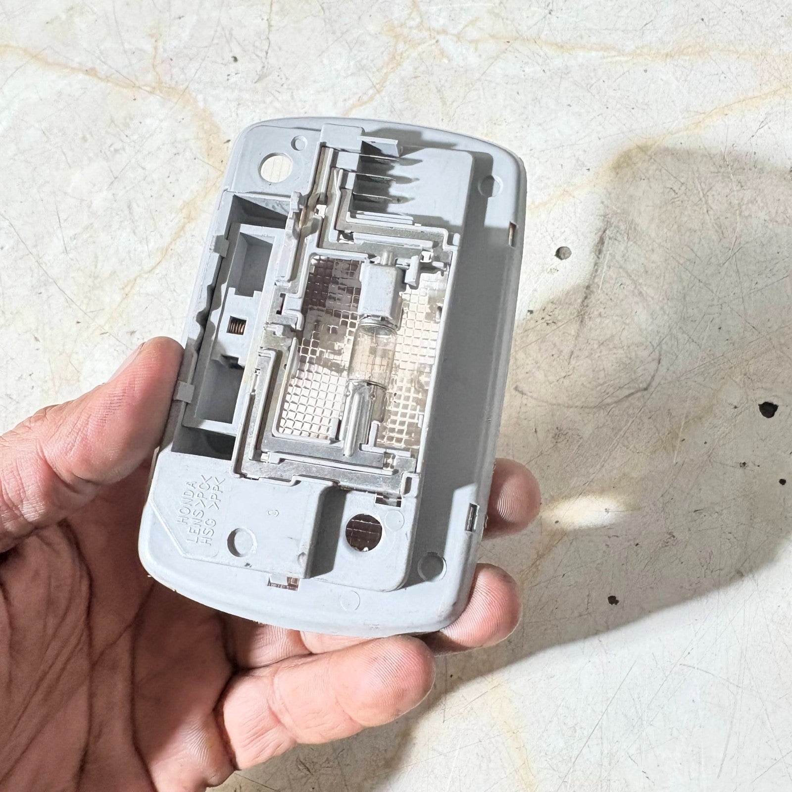 2001-2005 HONDA CIVIC REAR INTERIOR ROOF READING LIGHT