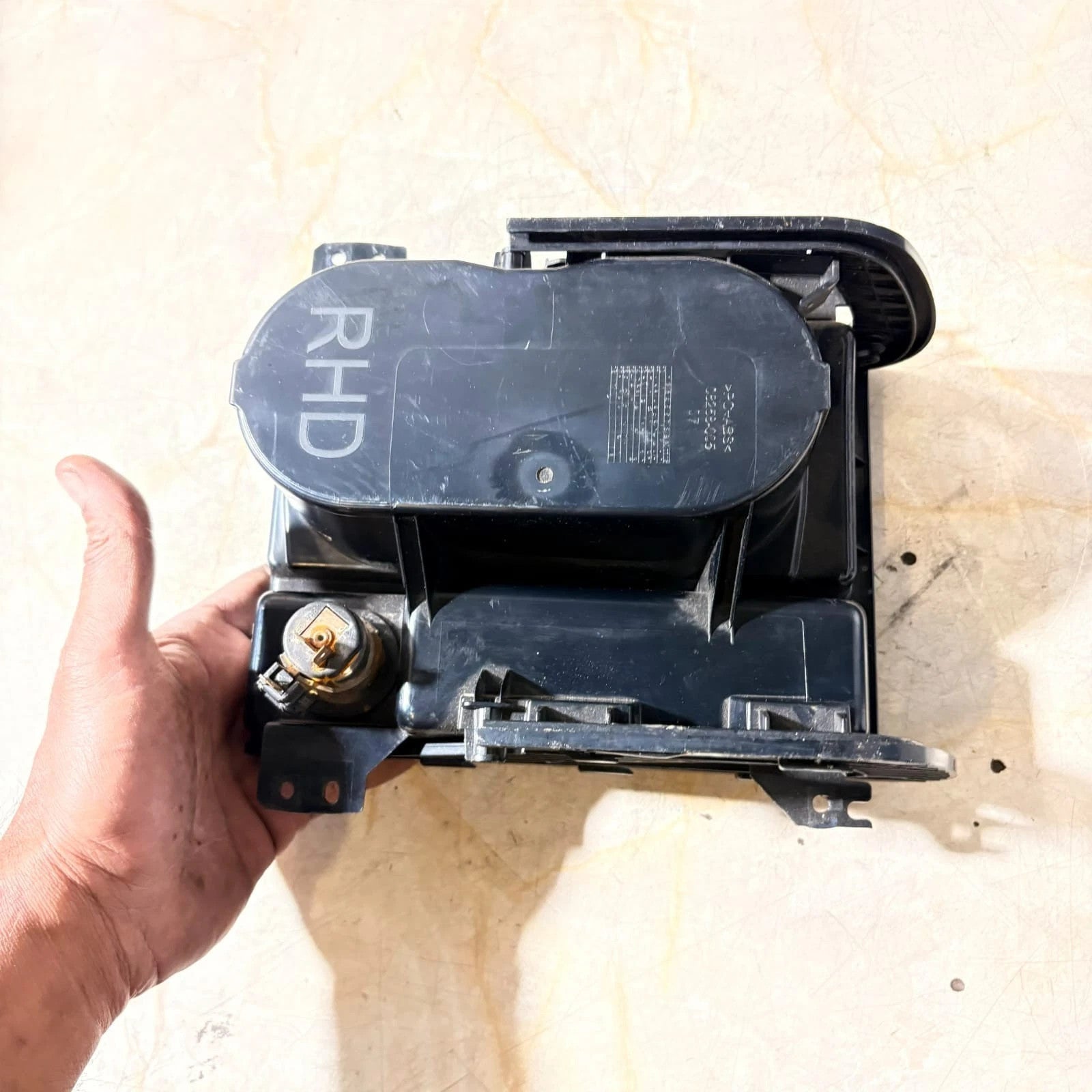 2011-2018 Range Rover Evoque L538 Cup Holder 12V Lighter RHD BJ32-600D00-CB