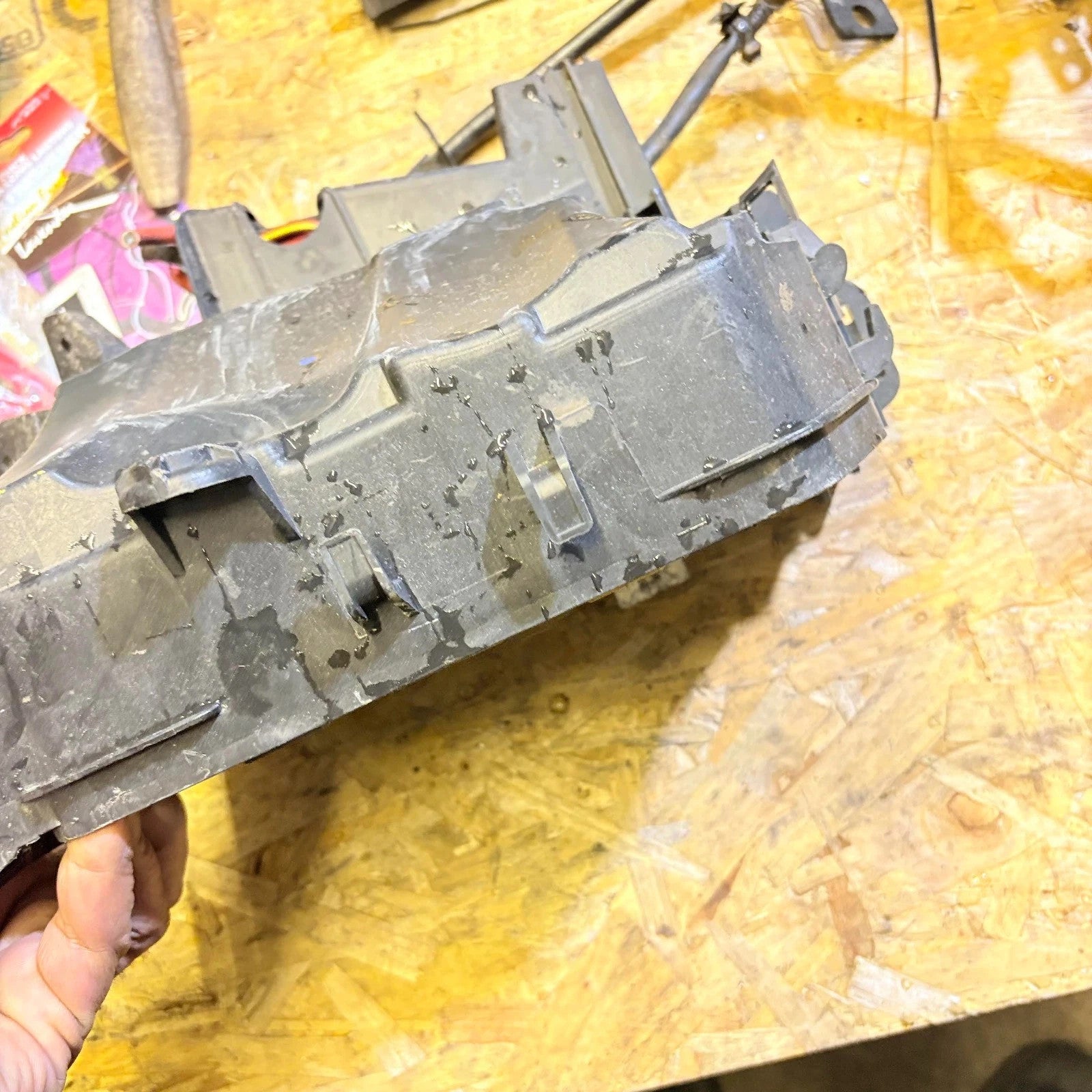 MERCEDES 2013 FRONT FUSE RELAY BOX A0025428019