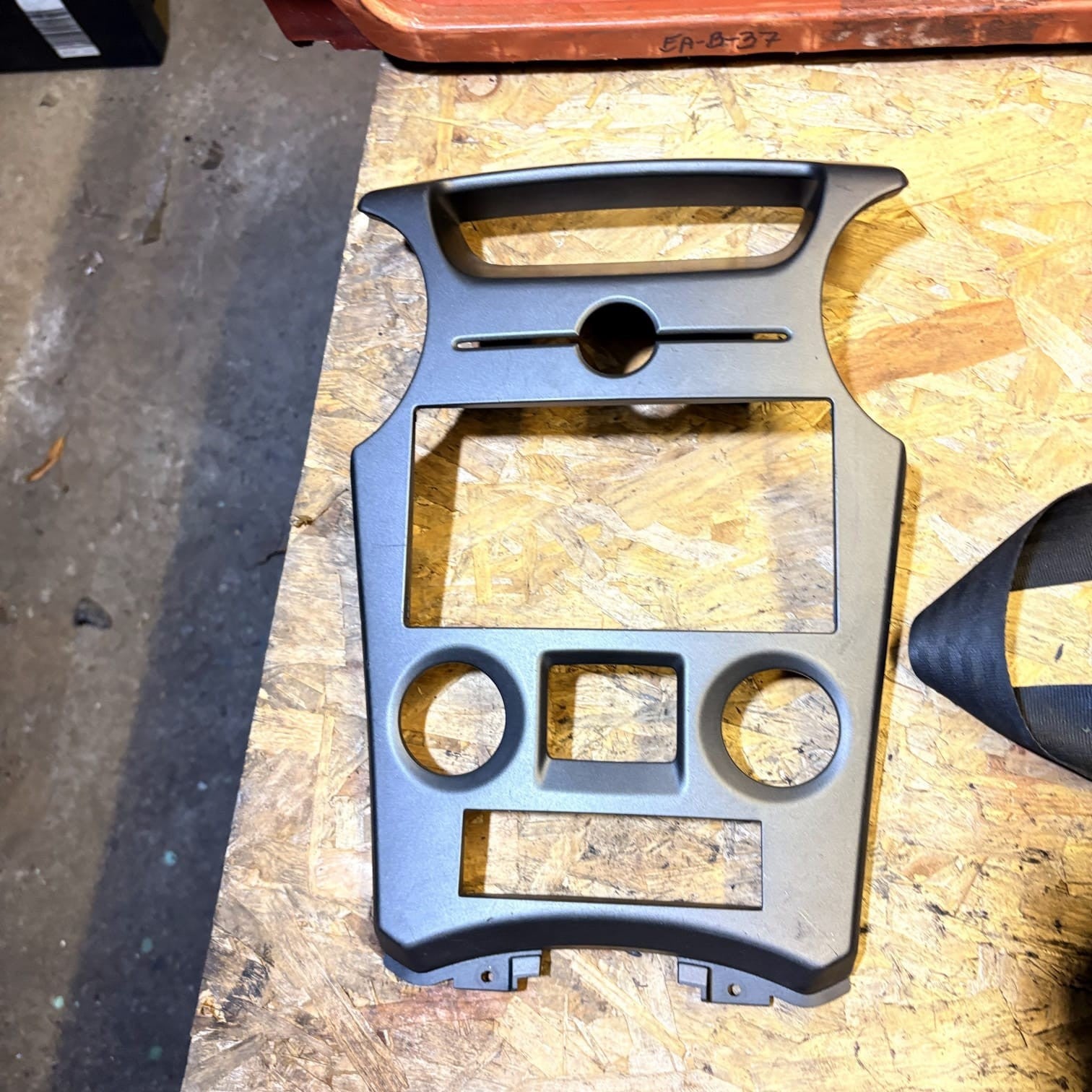 80469848 dashboard for KIA CARENS 245037