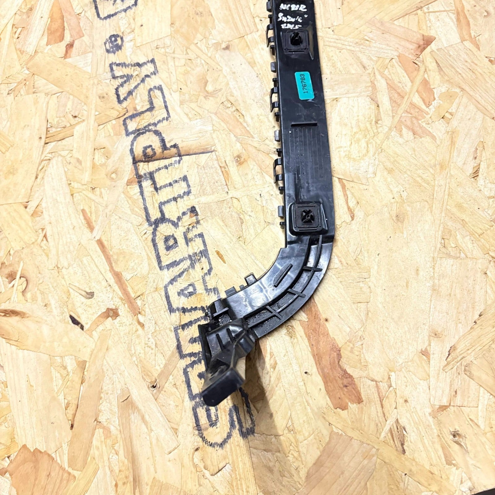 Suzuki SX4 S-Cross 2013-2017 Rear Left Bumper Mount Support Bracket 71832-61M00
