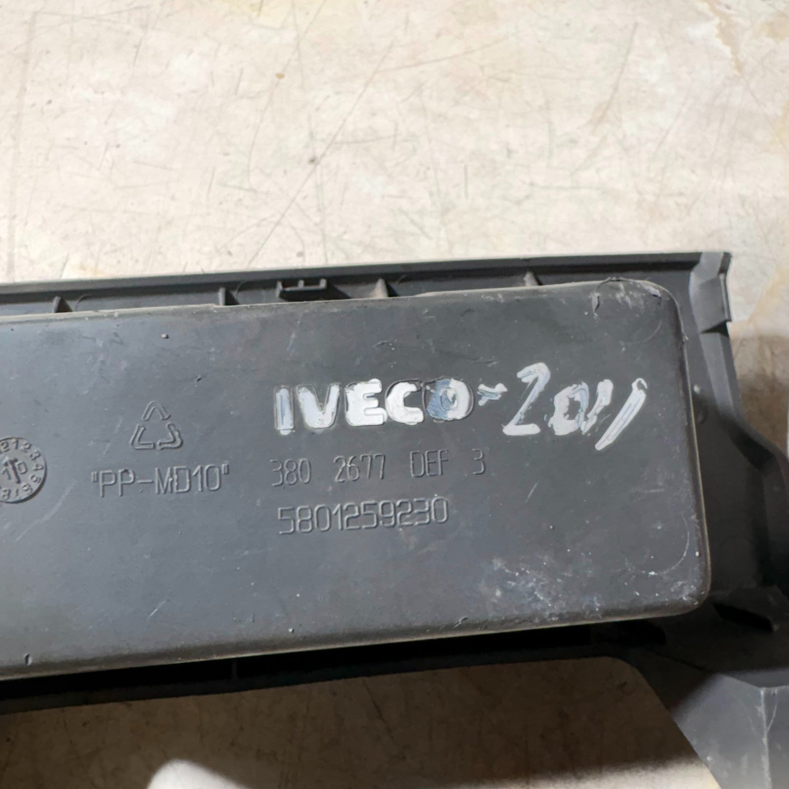 IVECO DAILY MK4 MK5 2007-14 Dash Board Pocket 5801259230