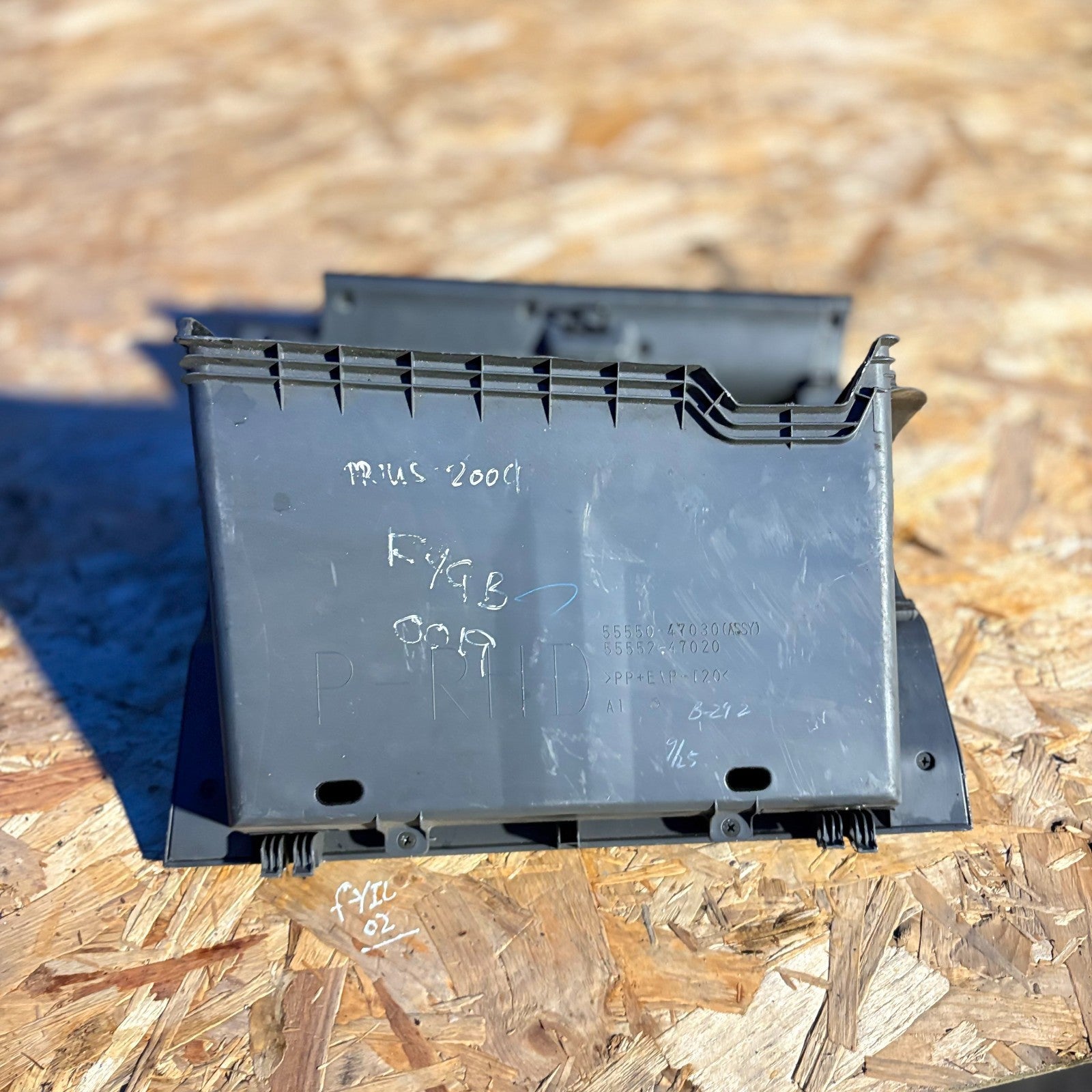Toyota Prius 2003-2009 Glove Box Assembly 5555047030