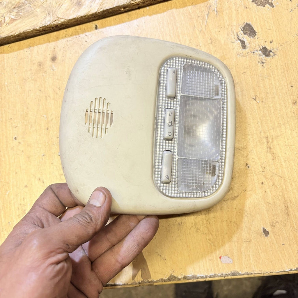 PEUGEOT 207 2008 INTERIOR COURTESY LIGHT 9648338577