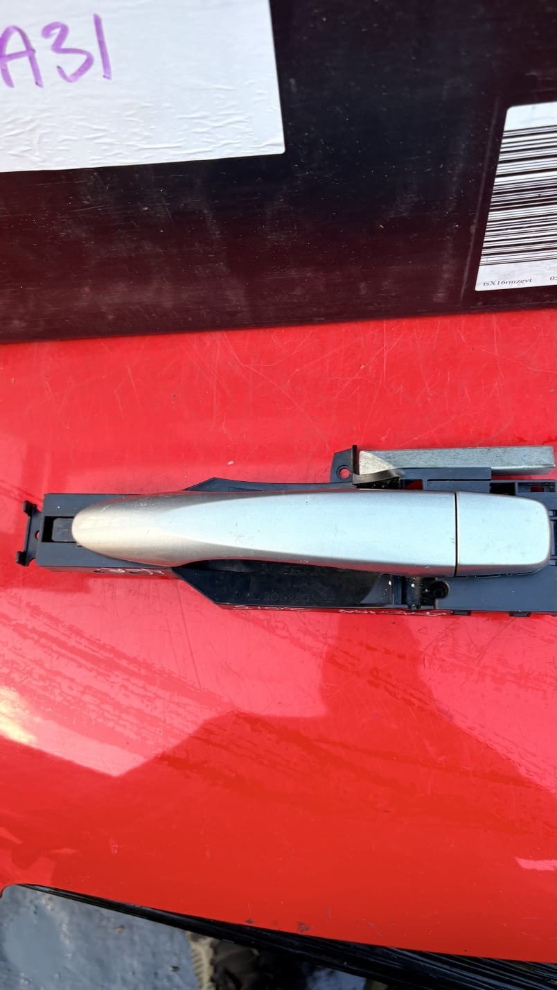 Nissan Pulsar C13 2015 Rear Right Exterior Door Handle 80610-21133 NSR