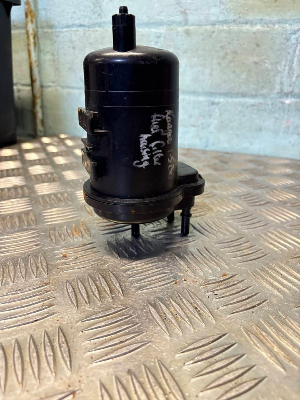 FCS748 Fuel Filter Fits Renault Clio Nissan Micra Dsl 01-10 2003