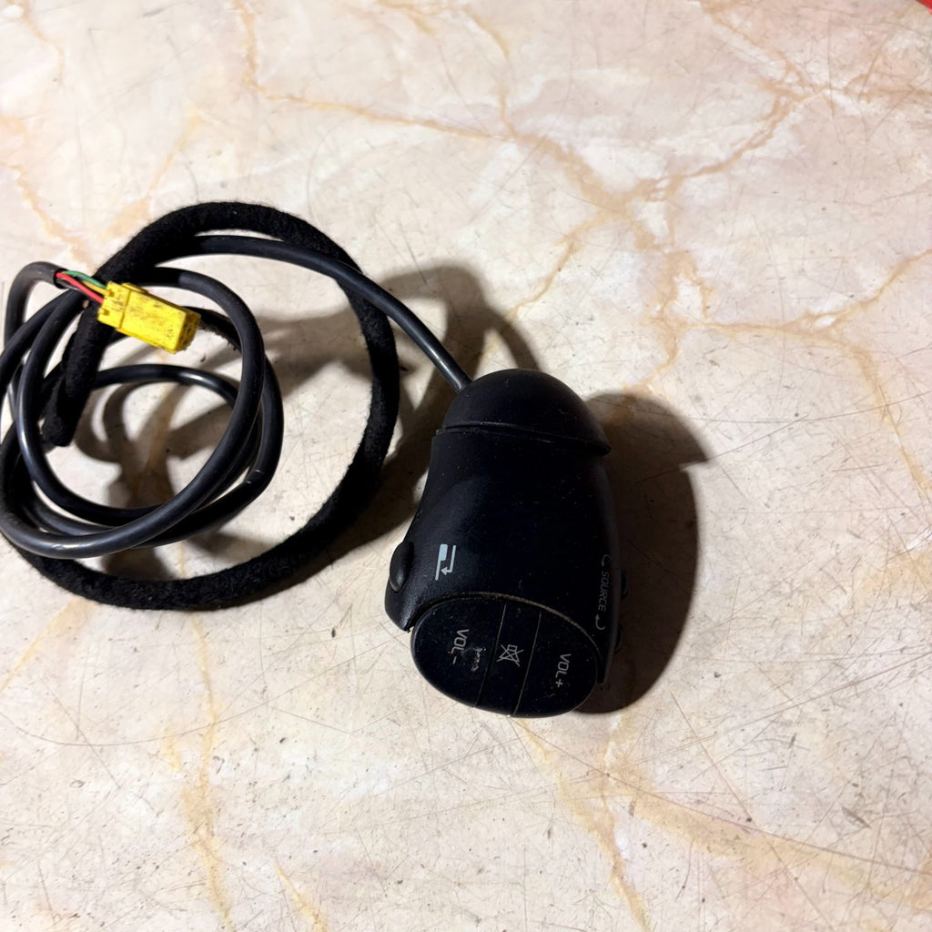 Renault Kangoo Mk1 03-07 Radio Steering Stalk Control Switch