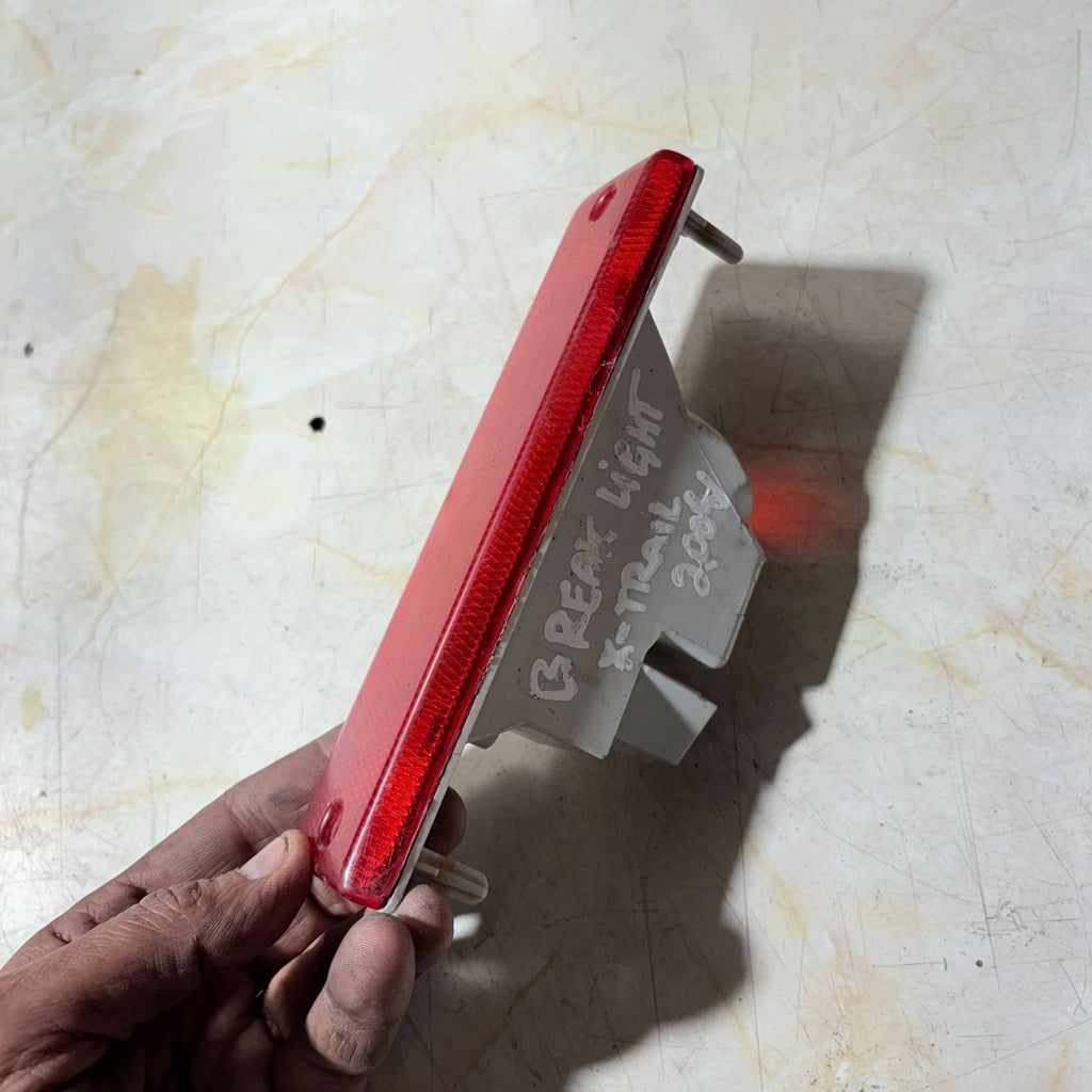 NISSAN X-TRAIL MK1 2001-2008 HIGH LEVEL BRAKE LIGHT