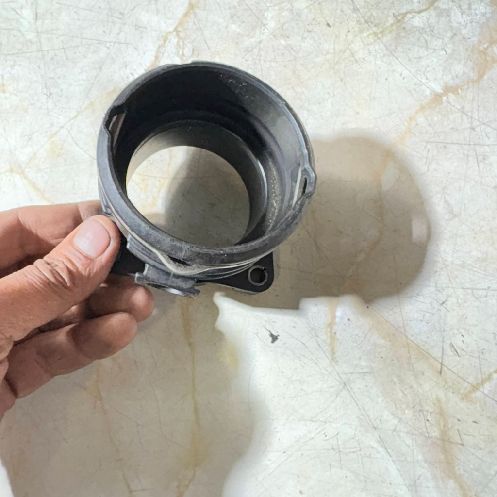 Mercedes CherokeeThrottle Body Air Intake Pipe A6420900144