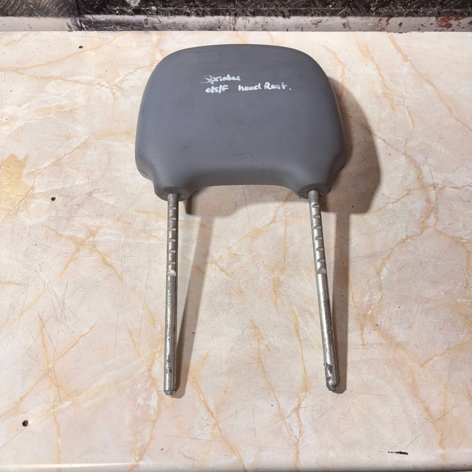 MERCEDES SPRINTER MK1 1995-2006 FRONT RIGHT DRIVER O/S SEAT HEADREST