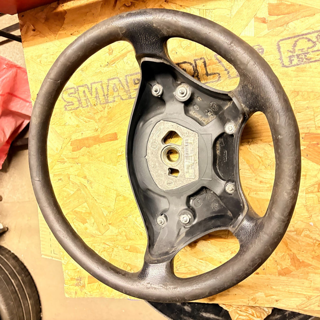 STEERING WHEEL MERCEDES-BENZ SPRINTER A906 STEERING WHEEL A906 464 0201