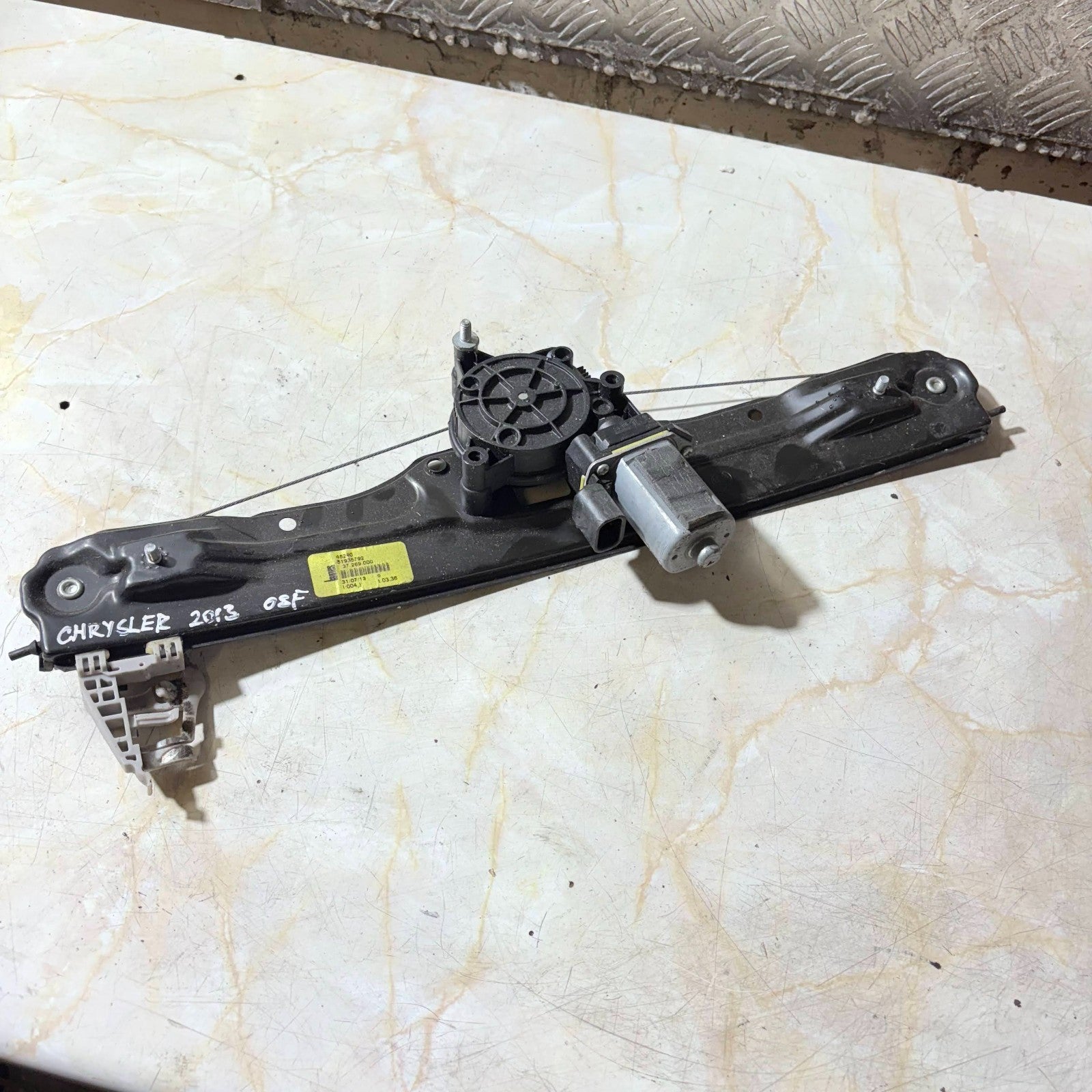 CHRYSLER 2013 5 DOOR WINDOW REGULATOR & MOTOR FRONT RIGHT SIDE
