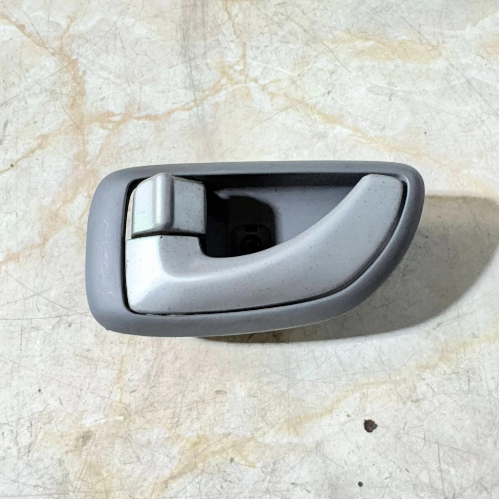 Handle Door Handle Shell Door Inner Left Rear for Hyundai Terracan 04-06