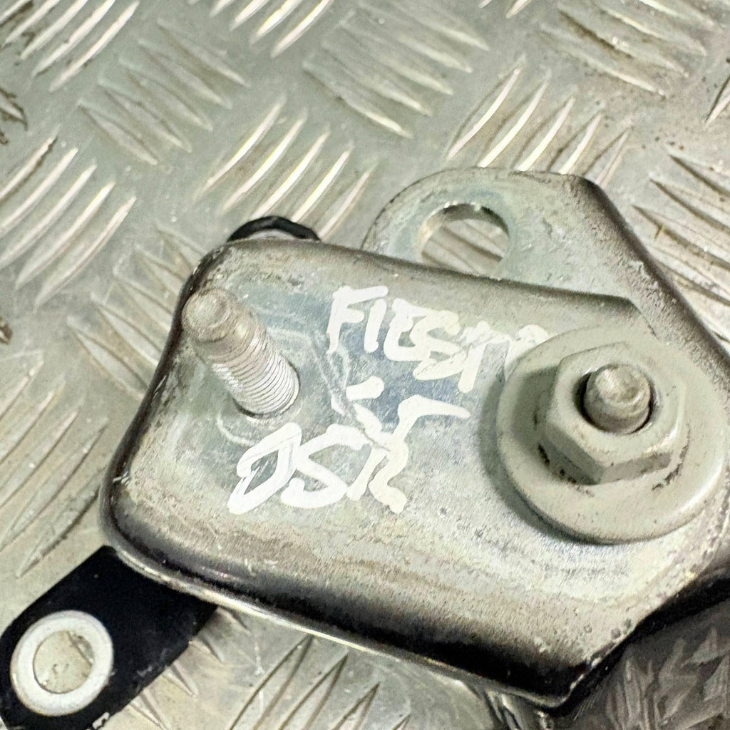 FORD FIESTA ST 2013-16 PAIR OF OFFSIDE RIGHT REAR DOOR HINGES