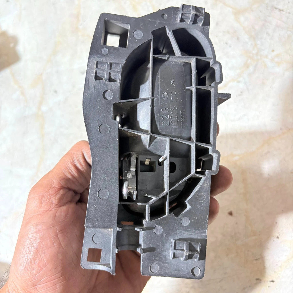 INTERIOR DOOR HANDLE FOR PEUGEOT 208