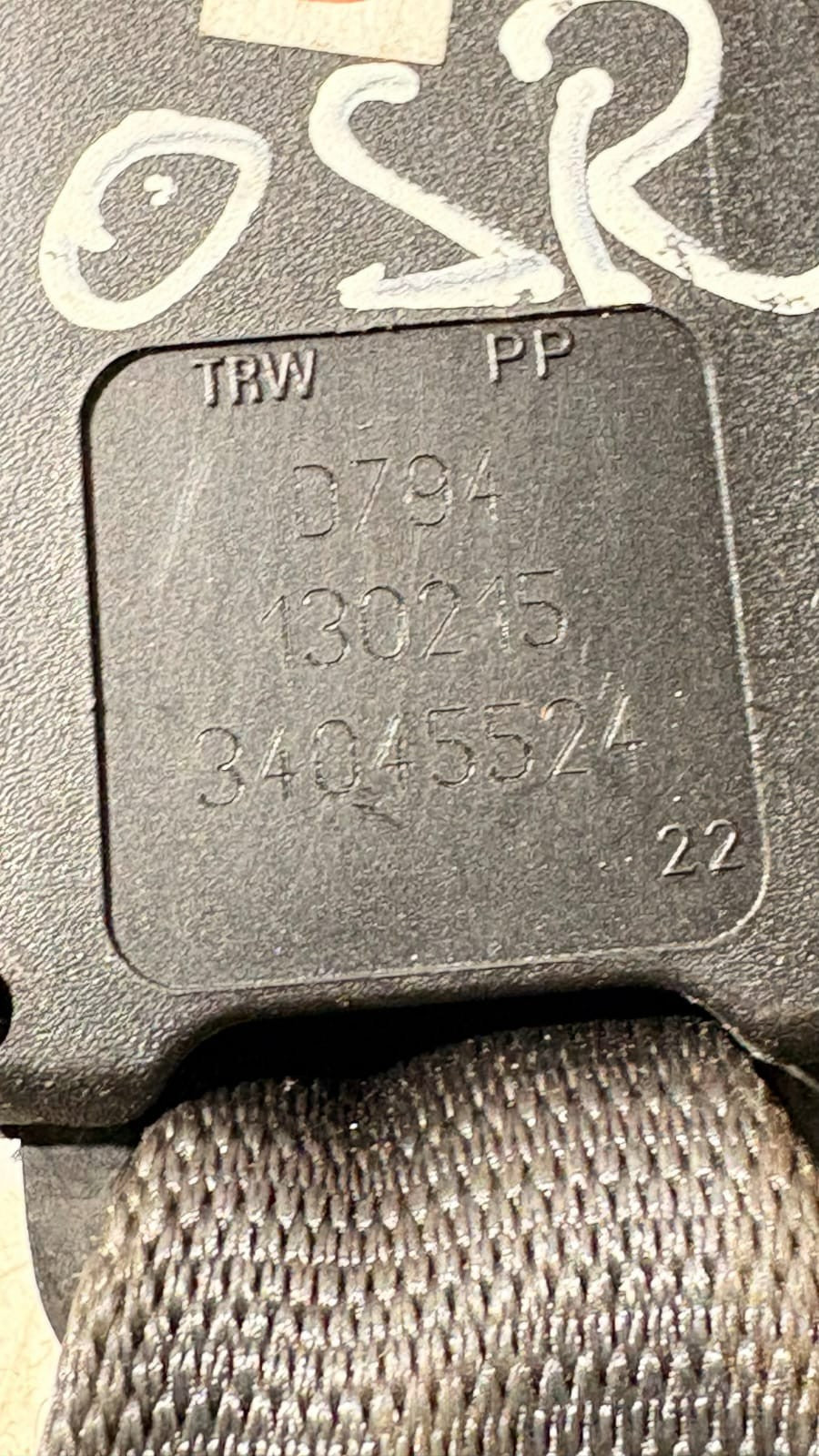 Fiat 500 Abarth Rear seat belt buckle 34045524 LIQ4527