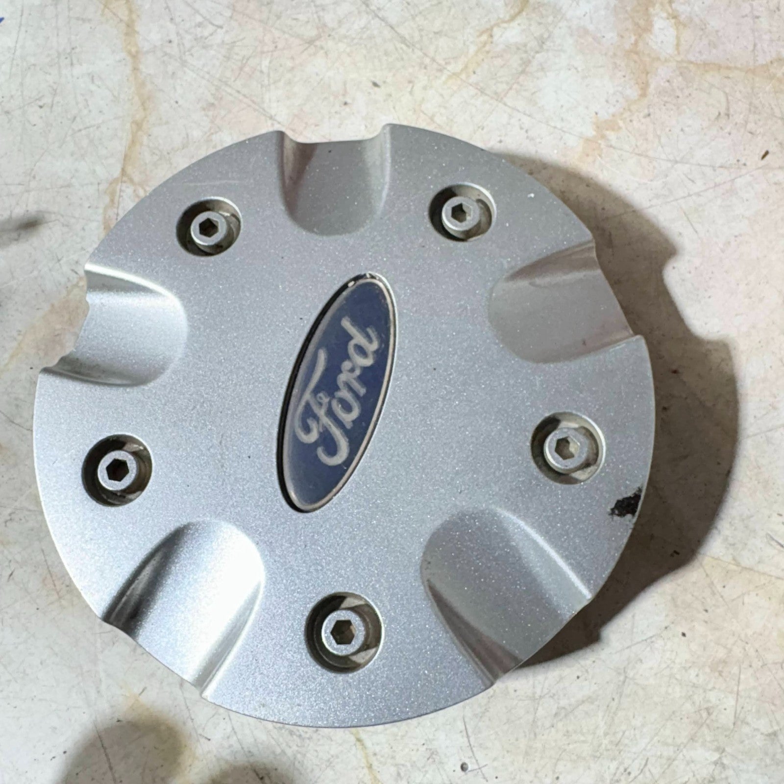 Ford Focus Mk1 Fiesta Mk4 Mk5 Puma Alloy Wheel Centre Hub Cap 98AB1130CB 95-04