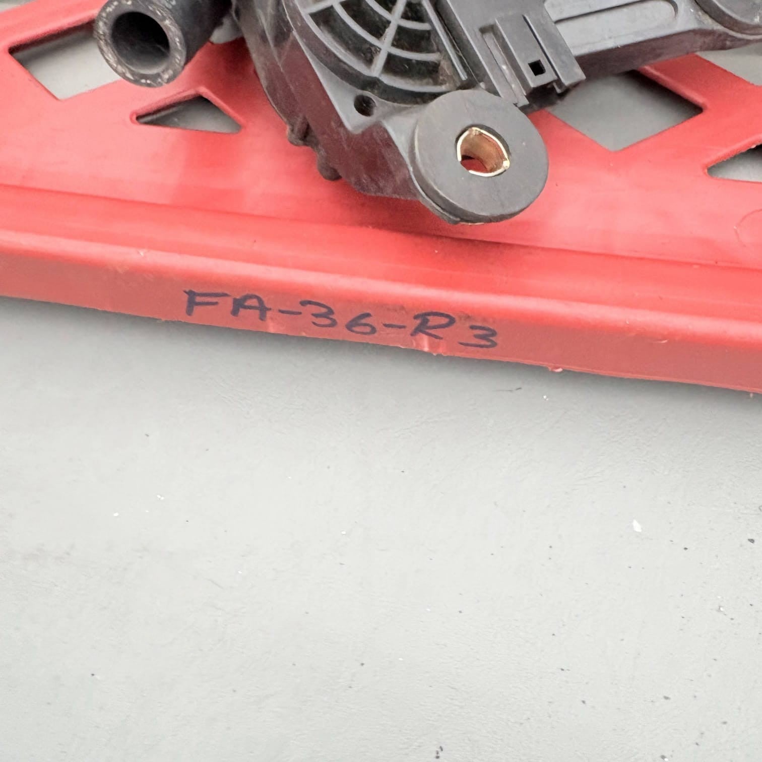 Porsche Cayenne 955 957 9PA 2002-2010 Engine Bay Scuttle Cover RHS 7L5819730B