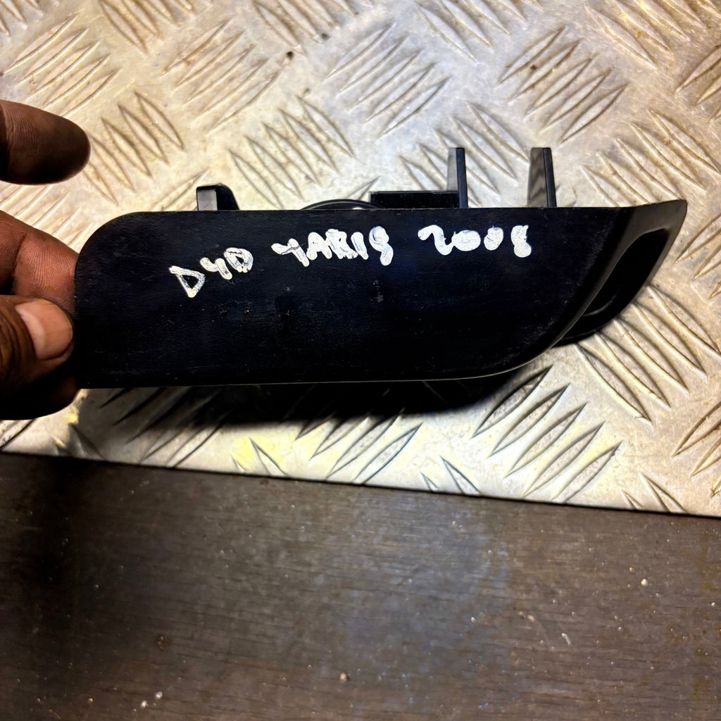 TOYOTA YARIS 2008 FUEL FLAP OPEN