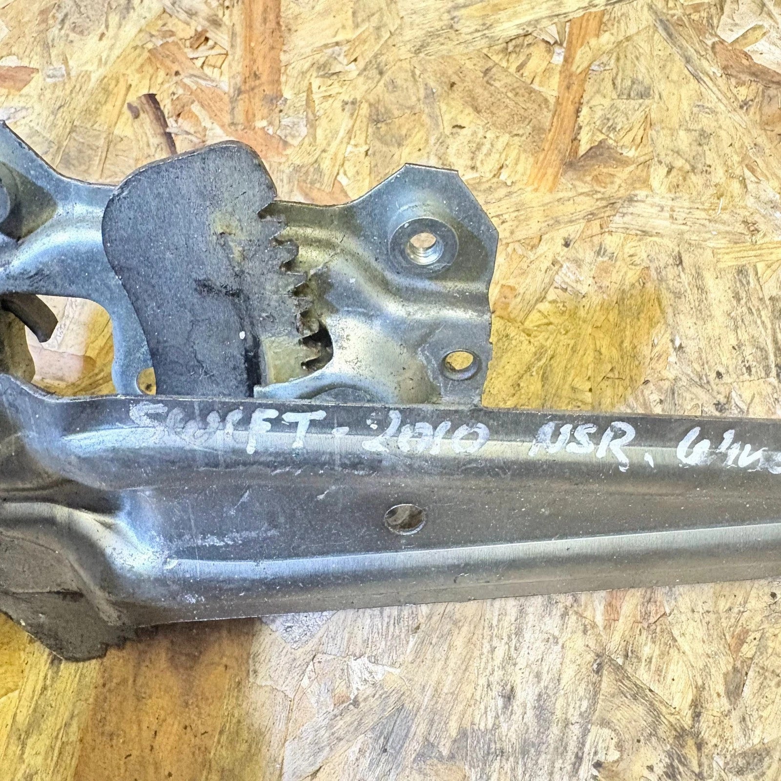 Suzuki Swift Left Passenger N/S Rear Manual Window Regulator Mk2 2004-2011