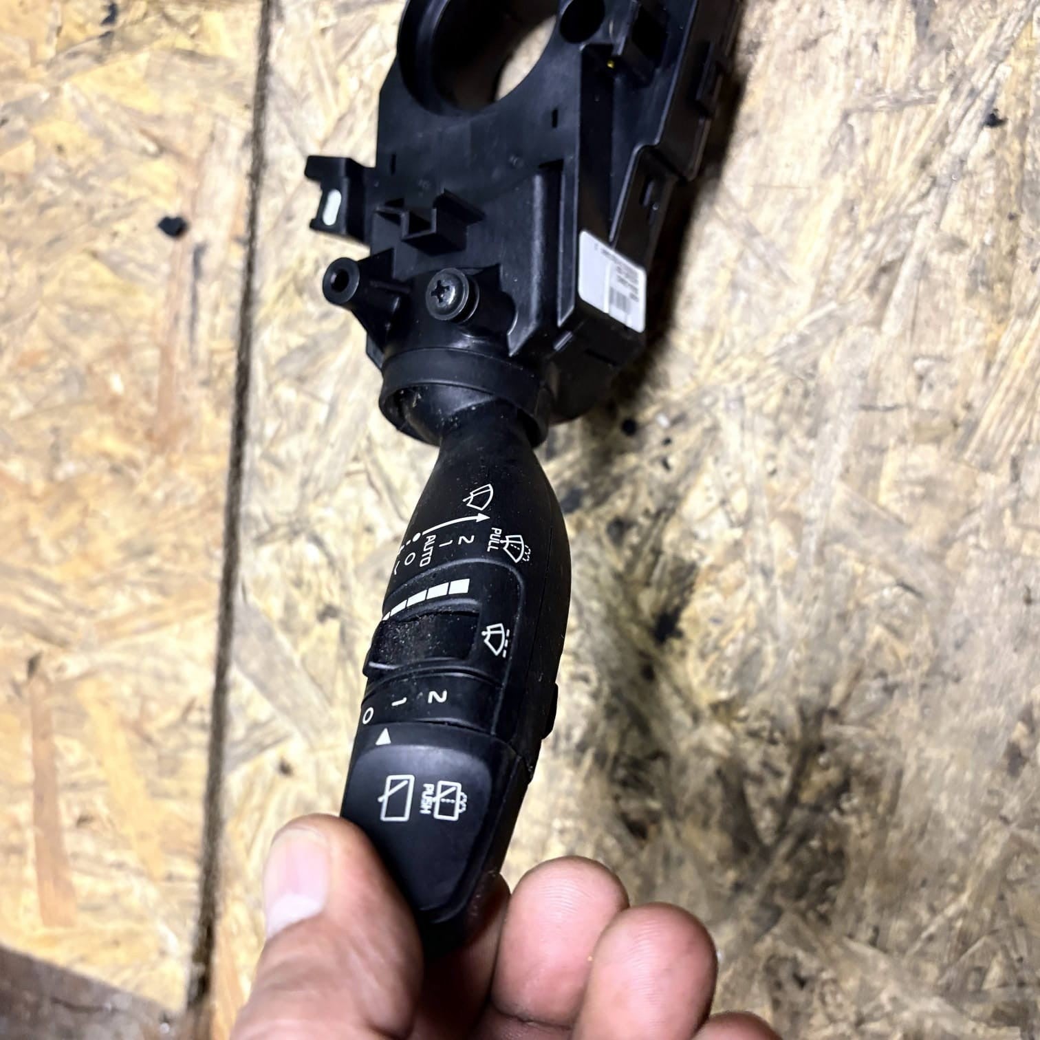 Kia Sportage QL Mk4 2018-2022 Indicator Wiper Stalk Switch 93404-D9962