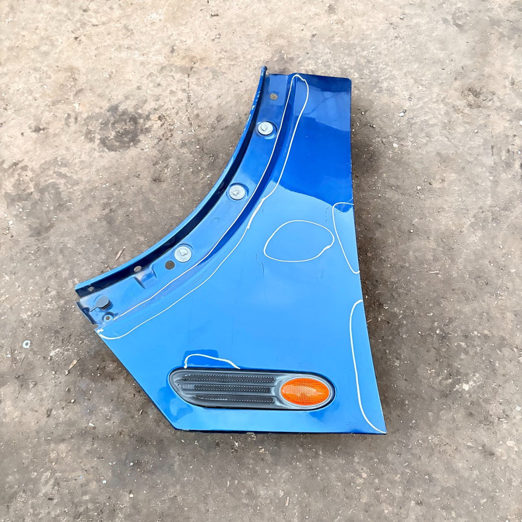 MINI Cooper One R50/R53 2002-2006 Front Right Wing Fender Side Repeater O/S Blue