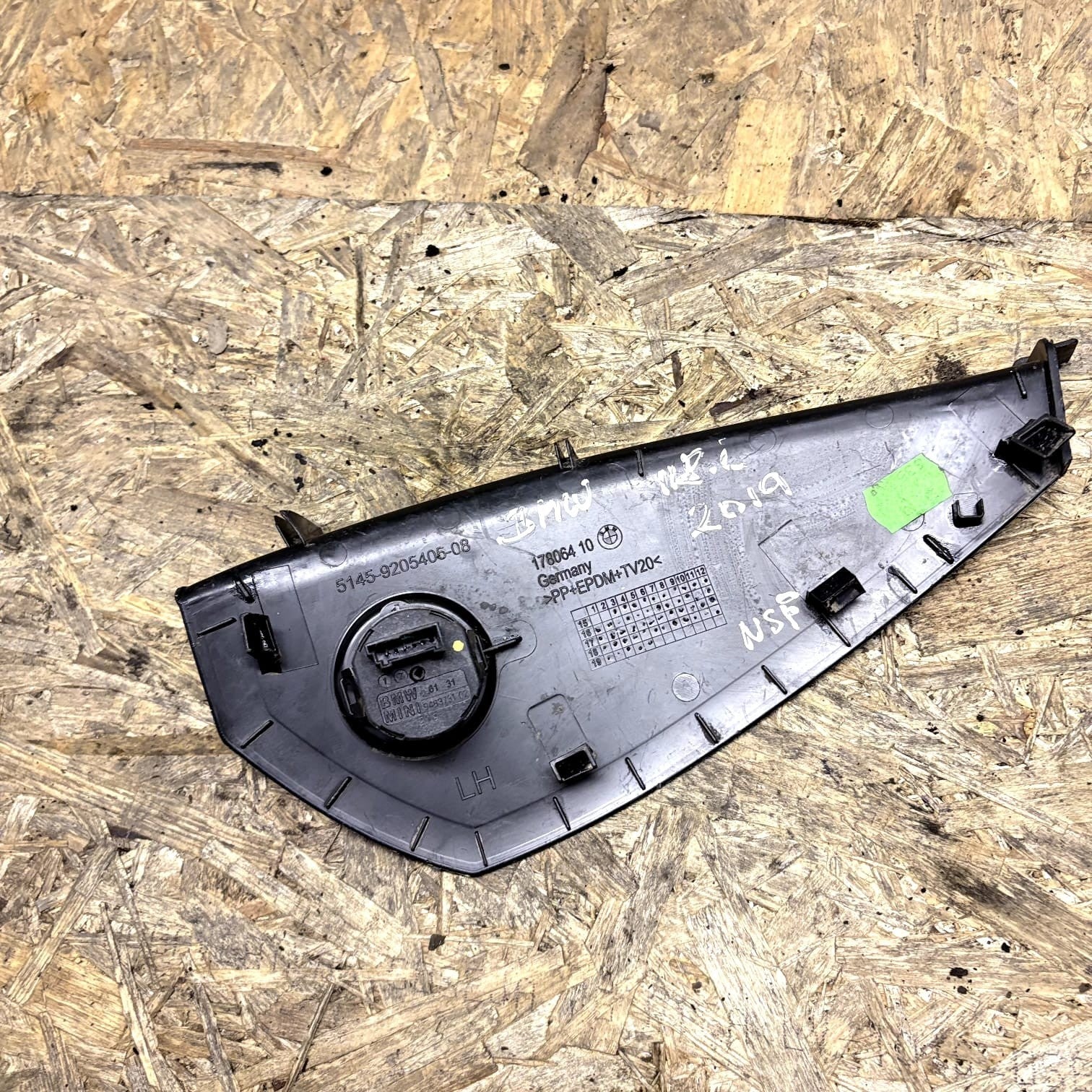 BMW 1 series F20 2019 dashboard Faring Trim 5145-9205406-08 NSF