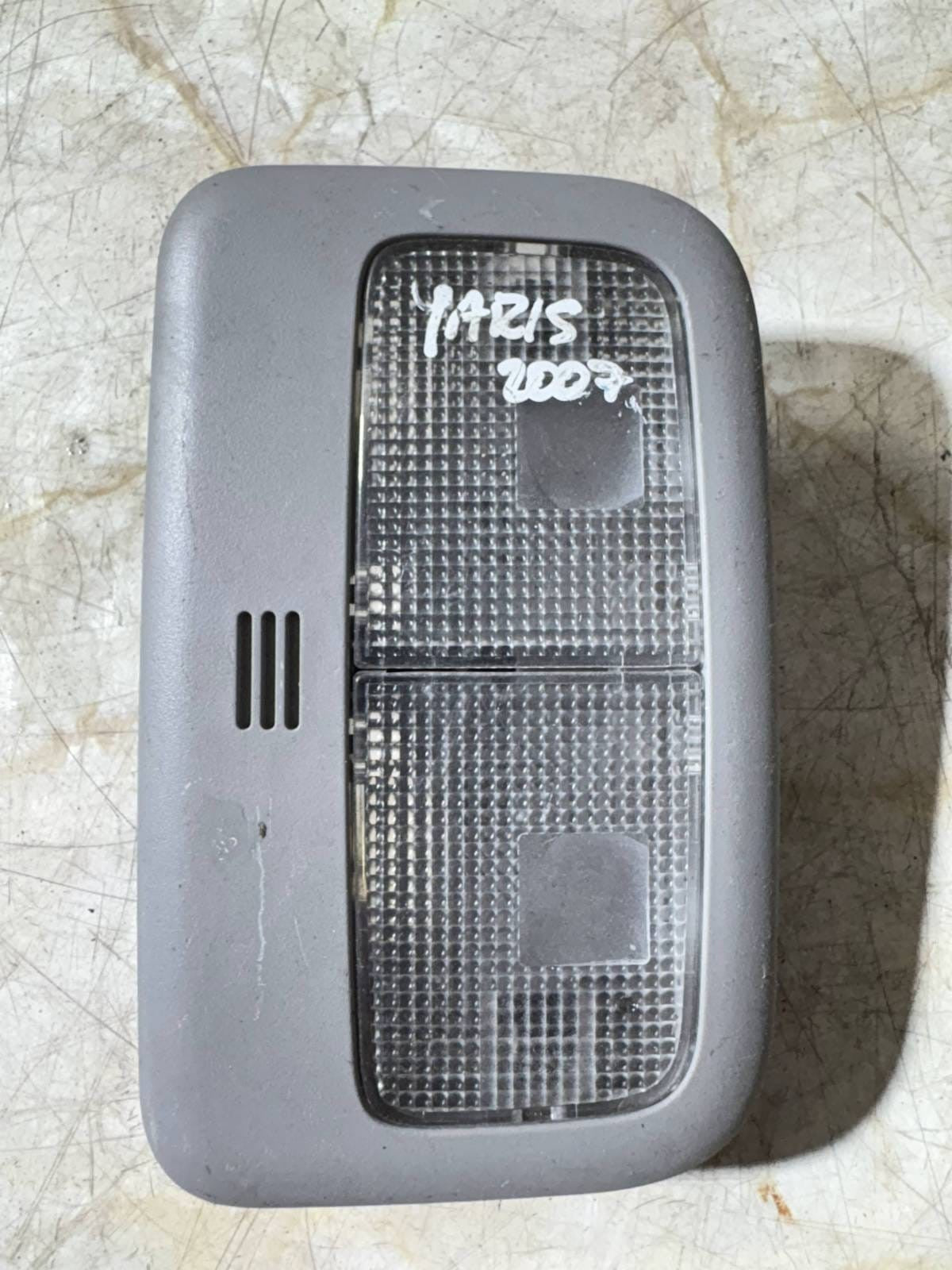 TOYOTA YARIS 2007 MK2 REAR INTERIOR LIGHT 812600D030
