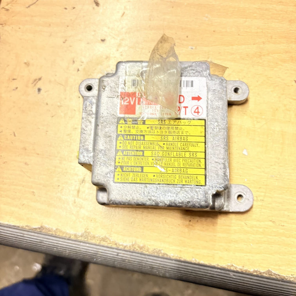 2006 Lexus IS200 AIR SRS bag Control Module 8917053020