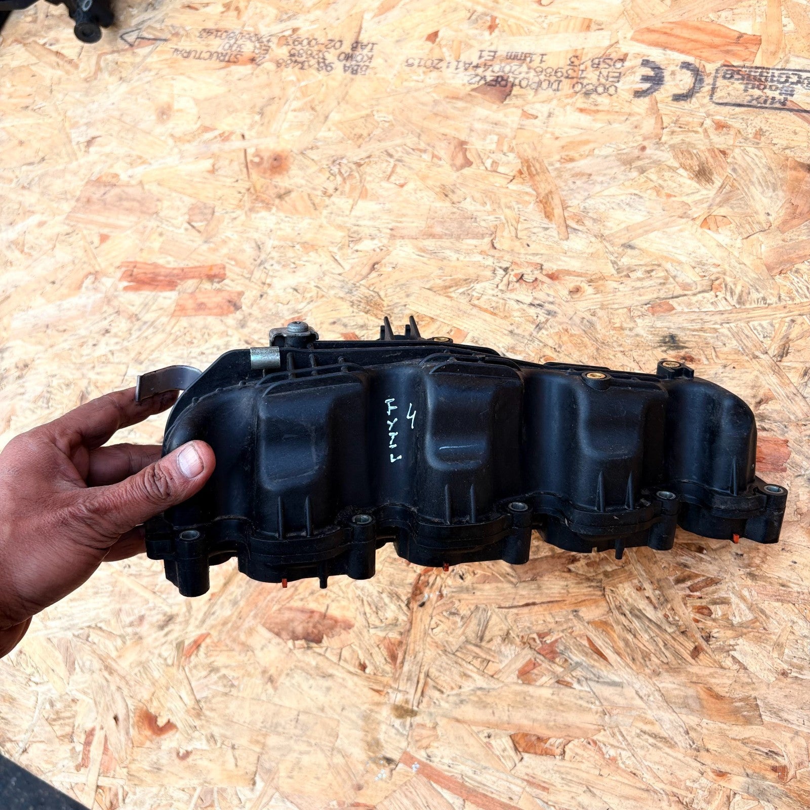 VOLKSWAGEN CADDY 2013 INLET MANIFOLD 03L129711
