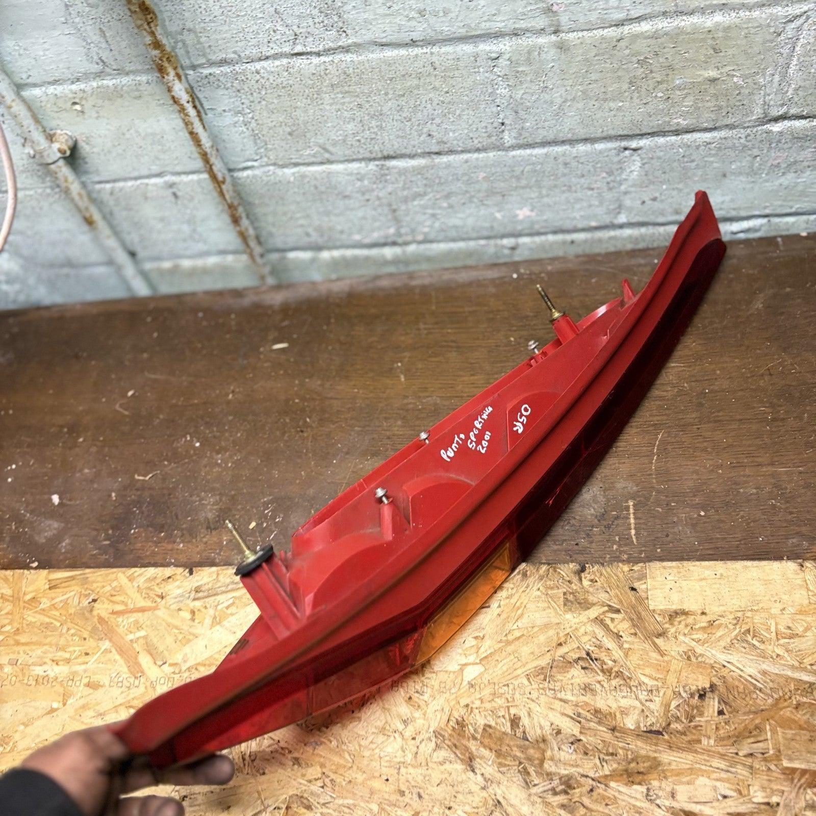 FIAT PUNTO 2001 FACELIFT OSR RIGHT DRIVER REAR OUTER TAIL LIGHT 286202