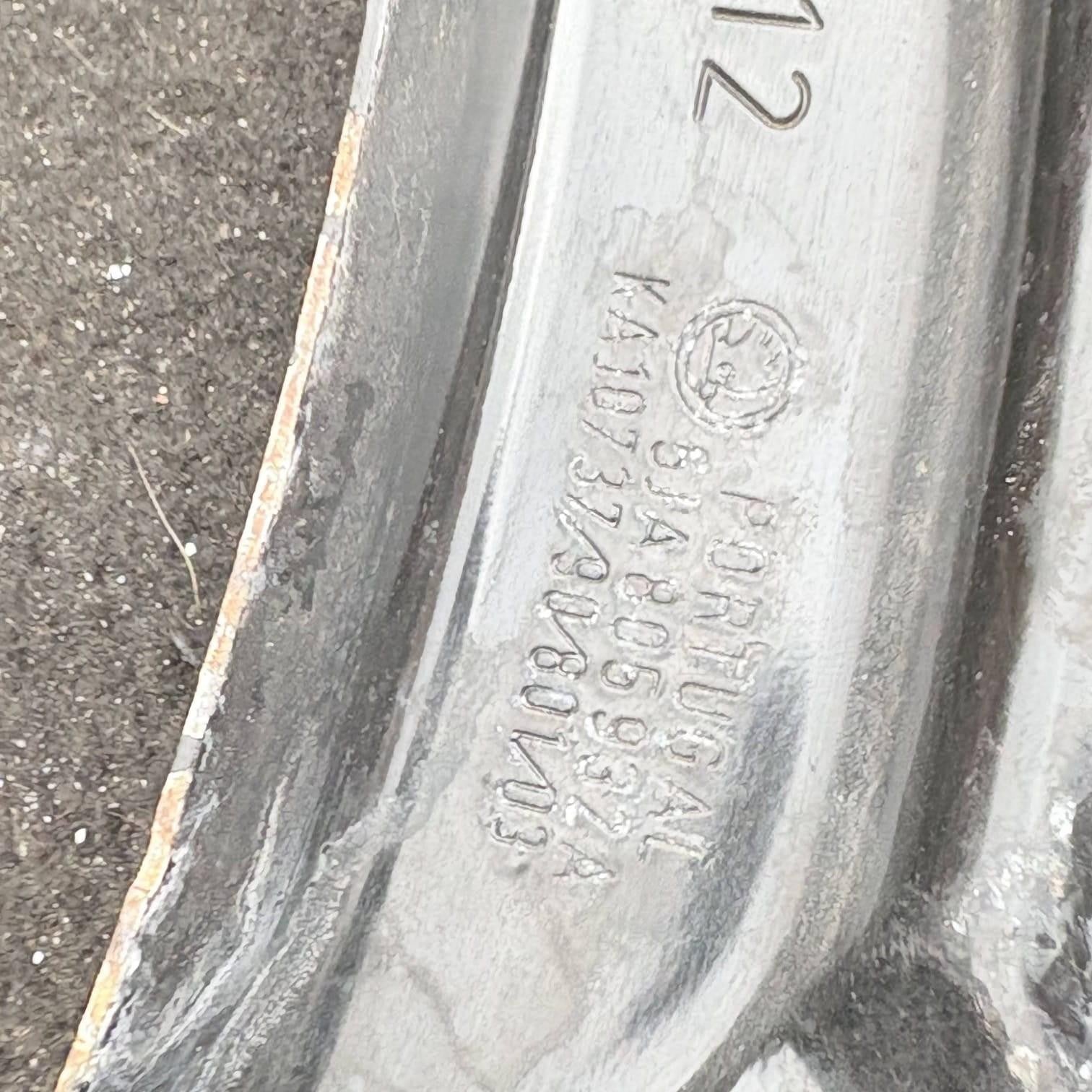 SKODA RAPID HEADLIGHT BRACKET DRIVER FRONT SIDE 5JA805932A