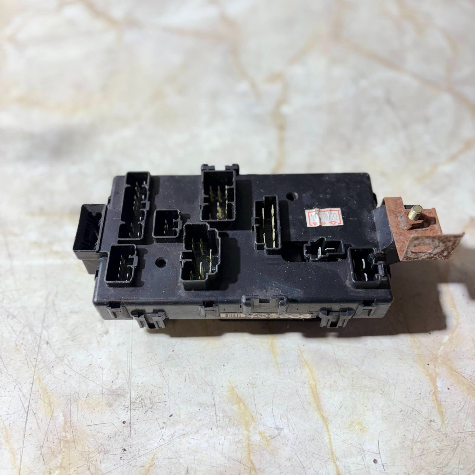 Daihatsu Fuse box 82600-87411 2000-2006