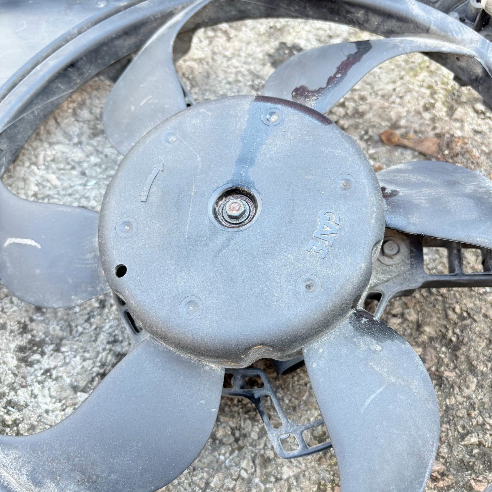 RADIATOR FAN COOLING FAN FIAT IDEA 2003-2012 823700600